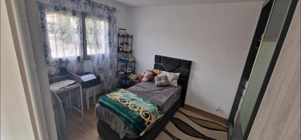 Location de vacances pour 6 personnes, avec piscine ainsi que terrasse et vue à Saint-Bauzille-de-la-Sylve - 2