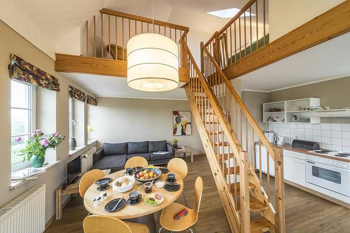 Ferienwohnung für 5 Personen, mit Balkon und Balkon/Terrasse sowie Garten in Lichtenhagen