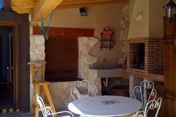 Casa rural para 5 personas, con terraza y jacuzzi en Provincia de Valladolid