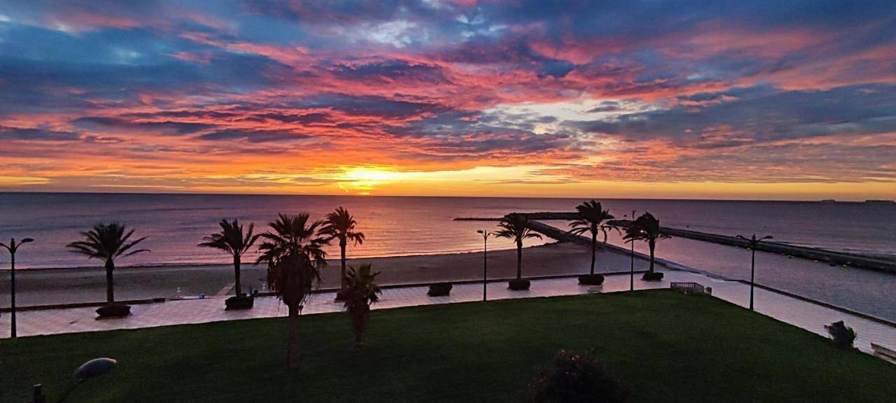 Apartamento entero, Apartment with views of the Mediterranean- Little Venice in Port Saplaya, Costa de Valencia