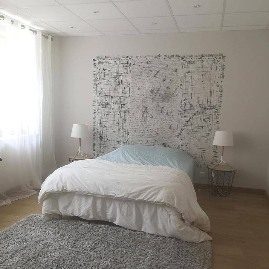 Appartement entier, One-Bedroom Apartment in Charmes-sur-Rhône, Privas (arrondissement)