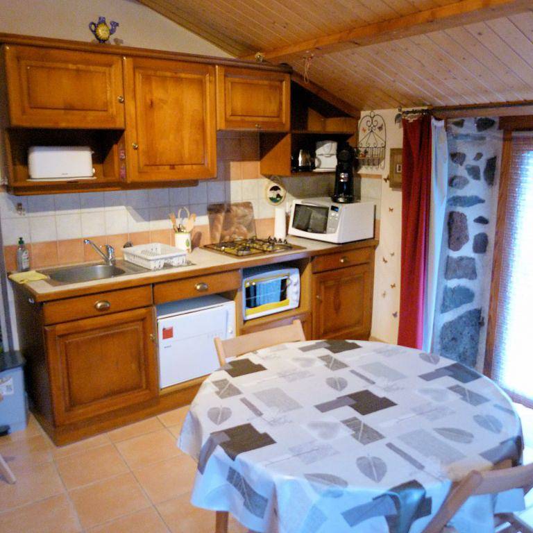 La petite Maison, La Bergerie et son cabanon in Bains, Haute-Loire