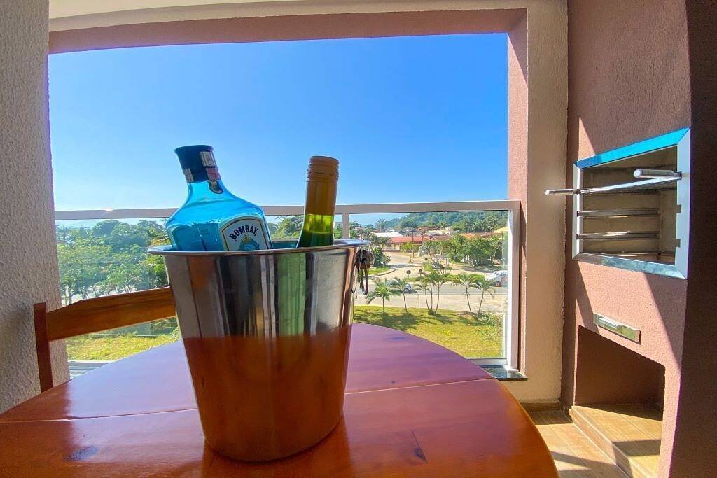 Ganze Wohnung, Beautiful apartment with sea view, two parking spaces, we have other options. in Toninhas Ubatuba, Ubatuba