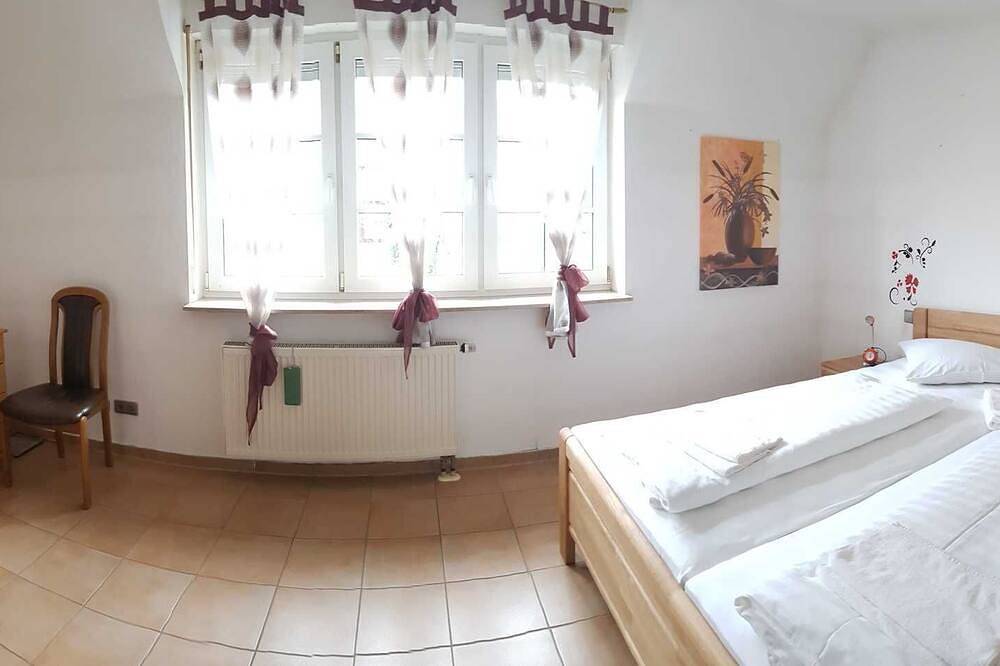 Dz mit Du/Wc - Neubau - Adler Gaststube Hotel Biergarten in Bad Rappenau, Kraichgau