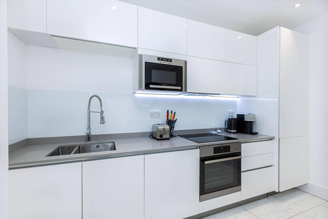 Geheel appartement, Elegant Three-Bed Marylebone Flat Near Oxford Circus! in Londen, Zuidoost Engeland