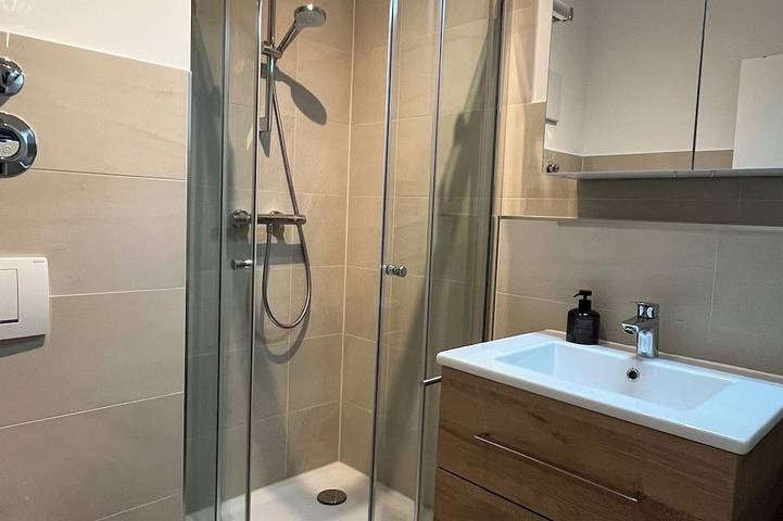 Ganze Wohnung, Neues Apartment in Pirna, am Tor zur Sächsischen Schweiz und nahe Dresden in Pirna, Elbsandsteingebirge