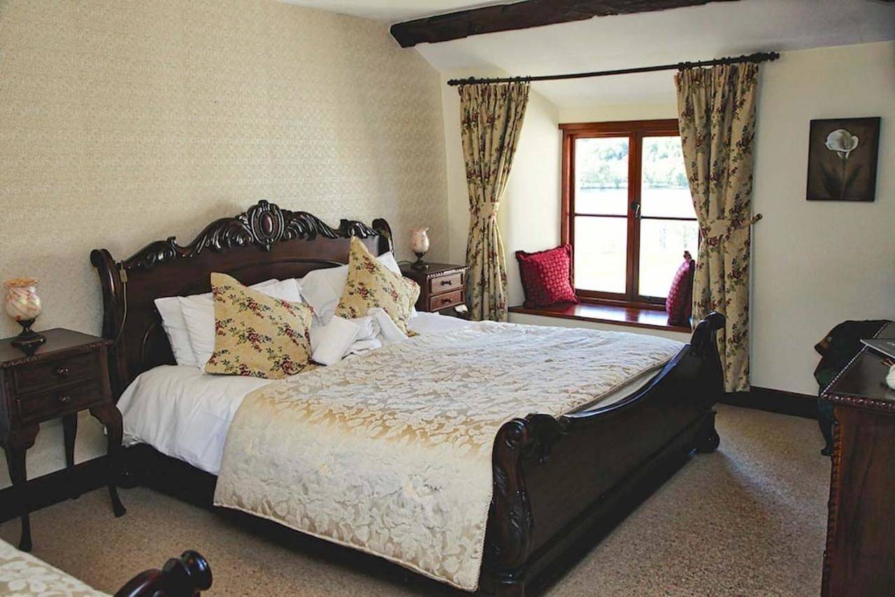 Family Room with Private Bathroom in Lake District