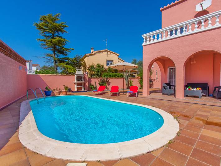 Ferienhaus für 8 Personen, mit Terrasse und Garten sowie Pool, mit Haustier in Empuriabrava - 2