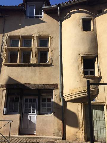 Gîte pour 4 personnes, animaux acceptés à Cluny