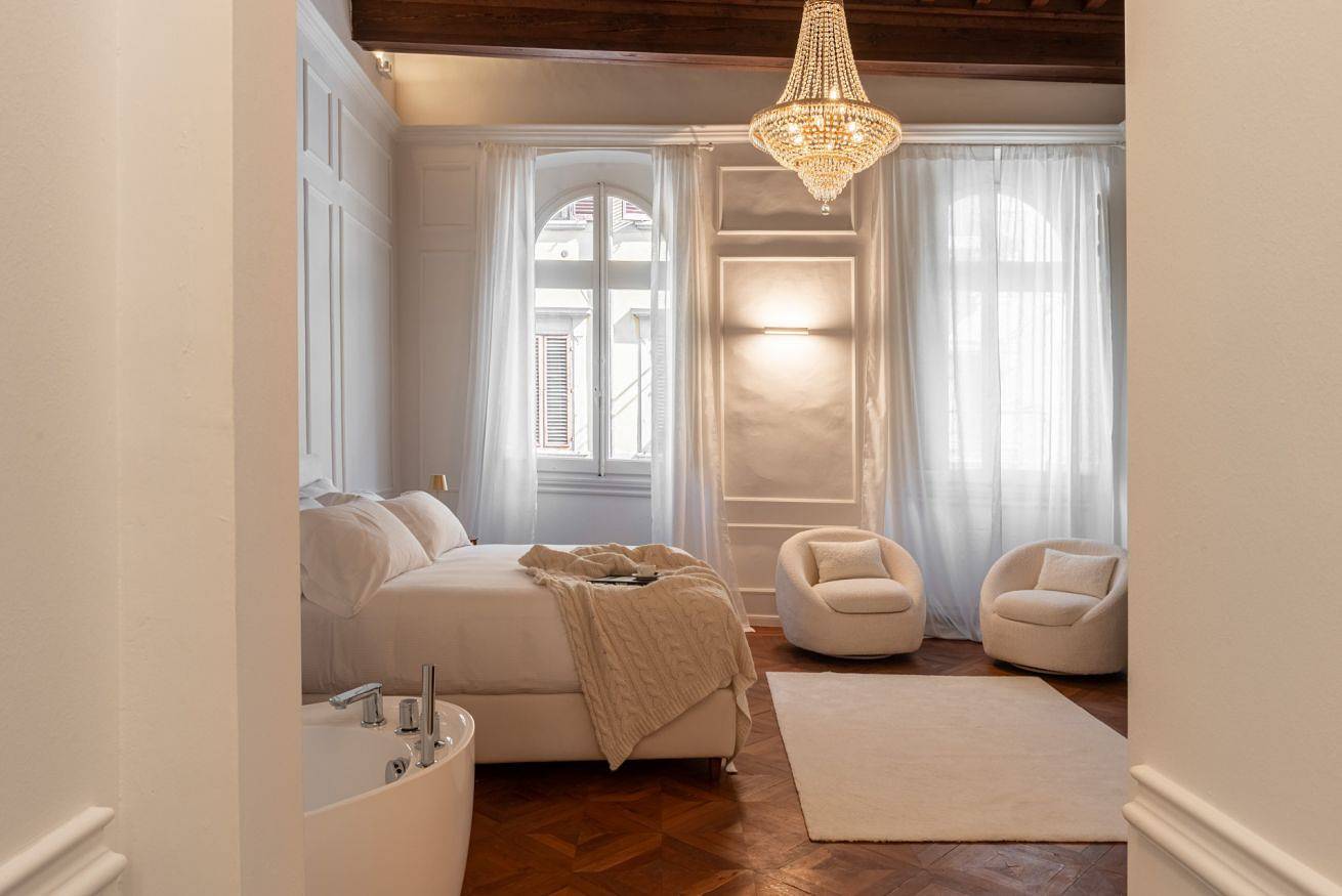 Entire apartment, La casa di Liszt - Suite Giovanni de' Medici in Florence city center, Florence