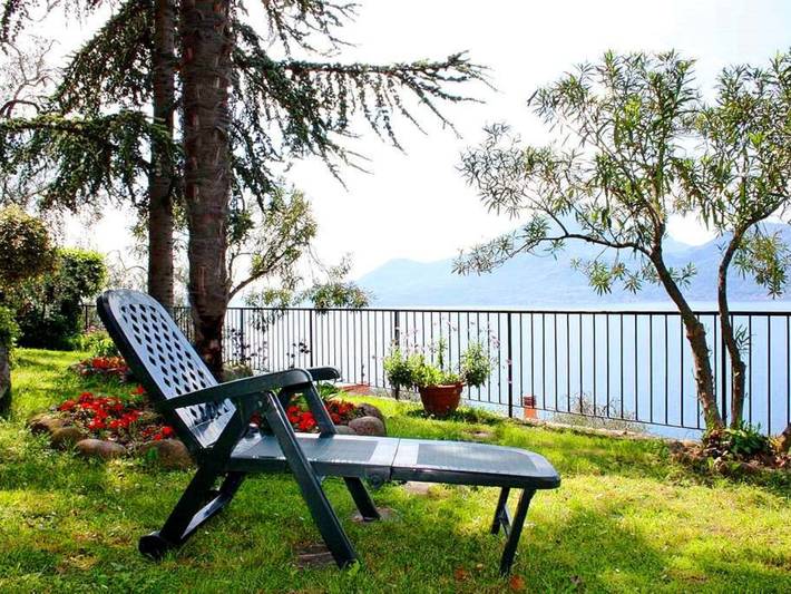 Camping per 2 persone, con piscina e giardino a Brenzone