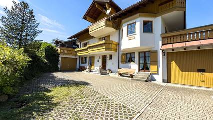 Ferienhaus für 29 Personen, mit Balkon und Garten in Oberstaufen