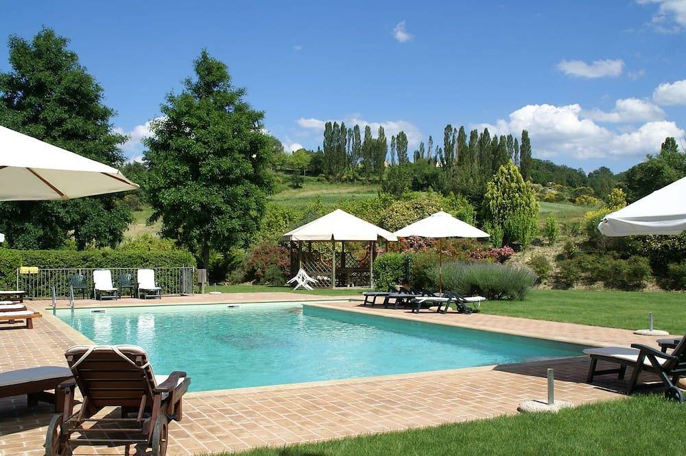 Casa en Montone con piscina y jardín in Montone (Italia), Valtiberina