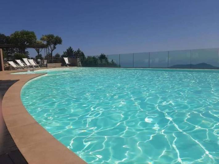 Appartamento vacanze per 7 persone, con panorama e terrazza nonché sauna e piscina - 1