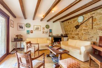 Villa pour 14 Personnes dans Castel di Lucio, Province de Messina, Photo 2