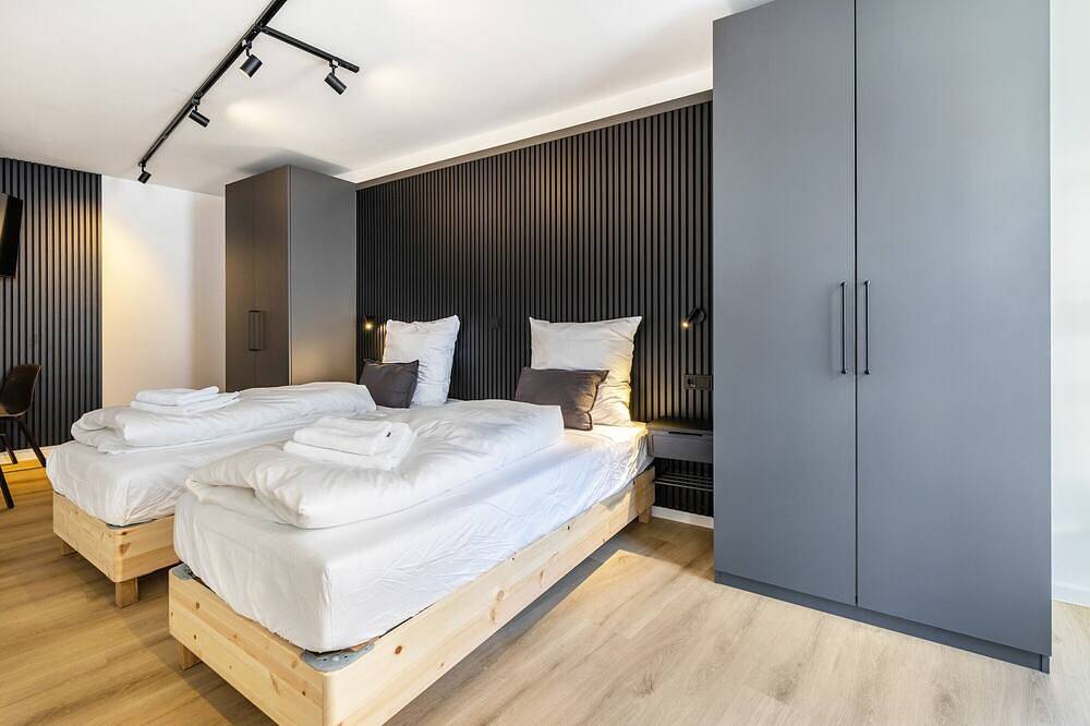 Ganze Wohnung, 3-2-1meins Röntgen Remscheid in Remscheid, Bergisches Land