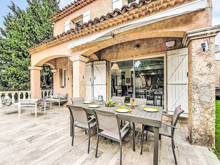 Villa pour 6 personnes, avec terrasse et piscine à Saint-Cyr-sur-Mer - 2