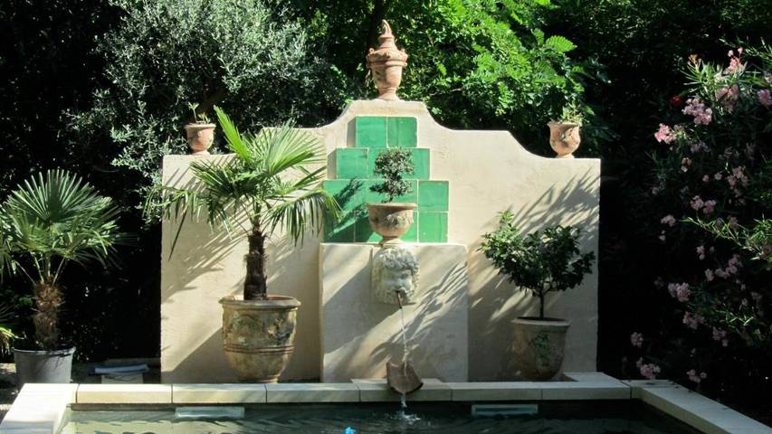 Location de vacances pour 2 personnes, avec jardin ainsi que piscine et terrasse à Sommières - 4