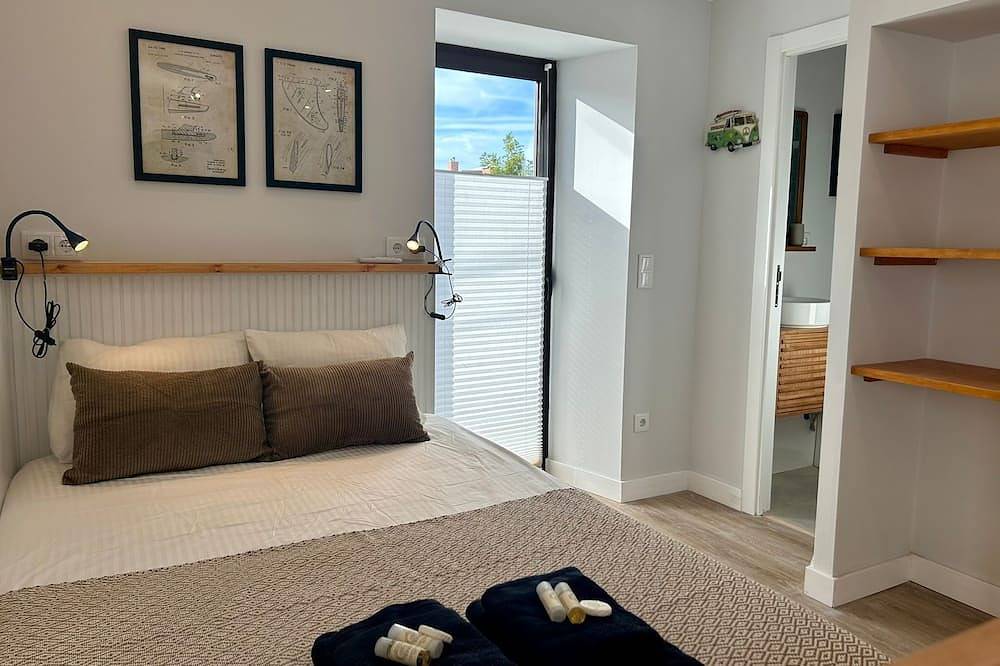 Ganze Wohnung, Villa Medusa Beach Studios - Coral in Paço de Arcos, Oeiras