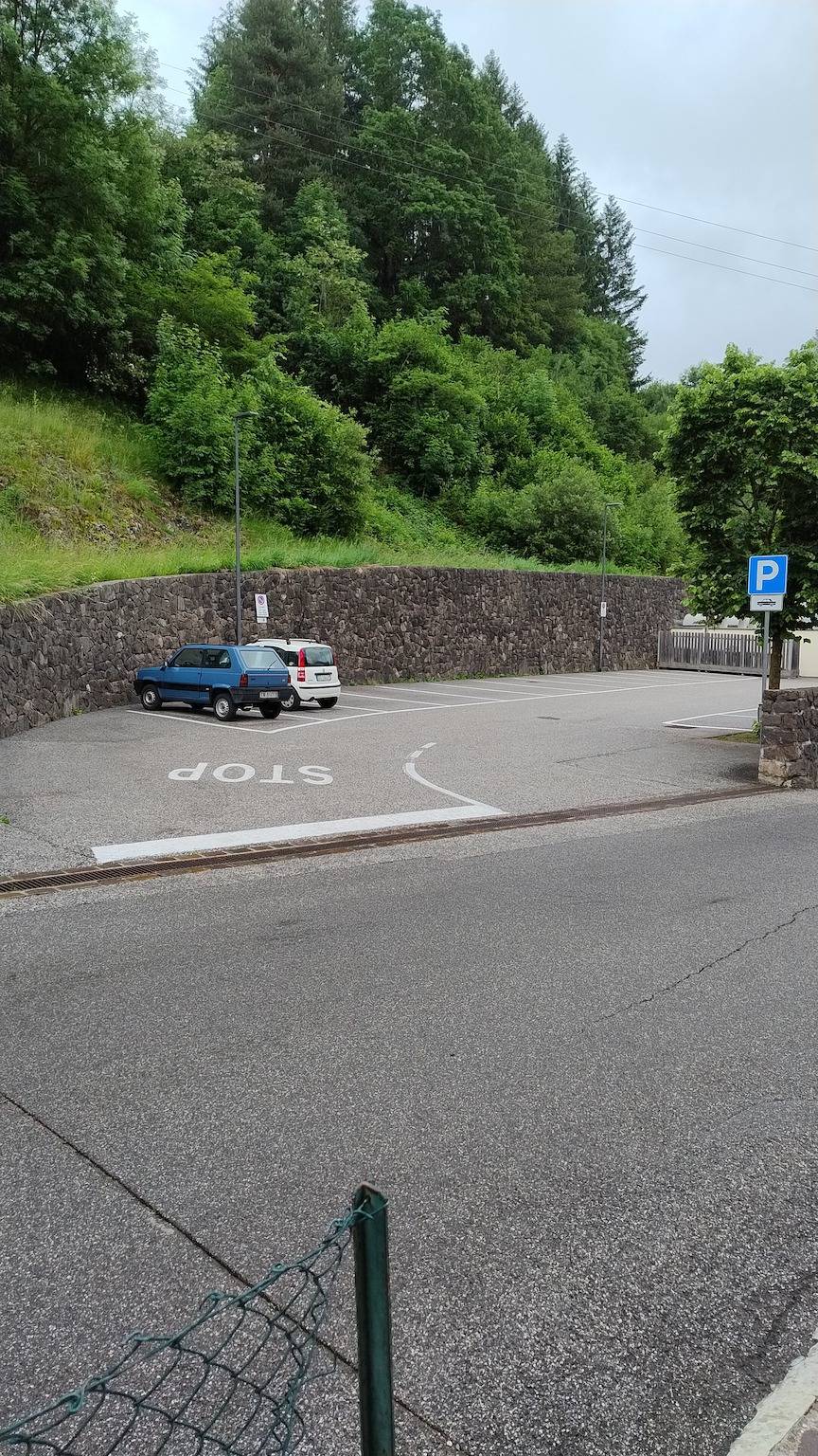 Appartamento intero, Appartamento 'Martina's Place' con vista sulle montagne, balcone e Wi-Fi in Molina di Fiemme, Castello-Molina di Fiemme
