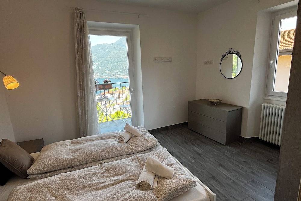 100 Quadratmeter komplett renoviertes Haus auf 2 Ebenen in Cremia, Gemeinde Cremia