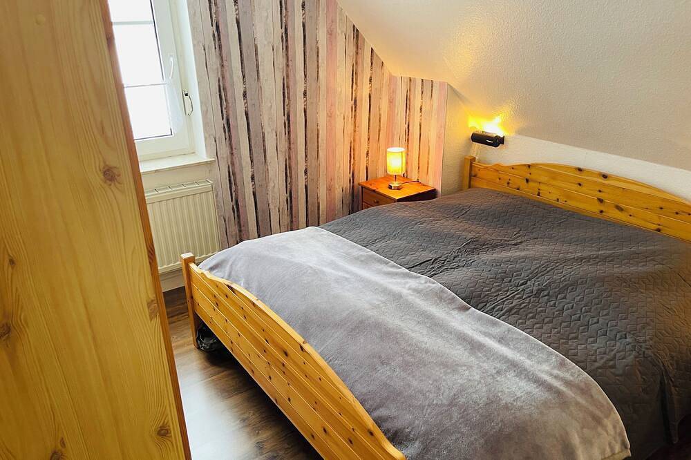 Dat Friesenhuus 1 für 5 Personen in Aurich am Badesee! Haustierfreundlich! in Aurich, Nordseeküste