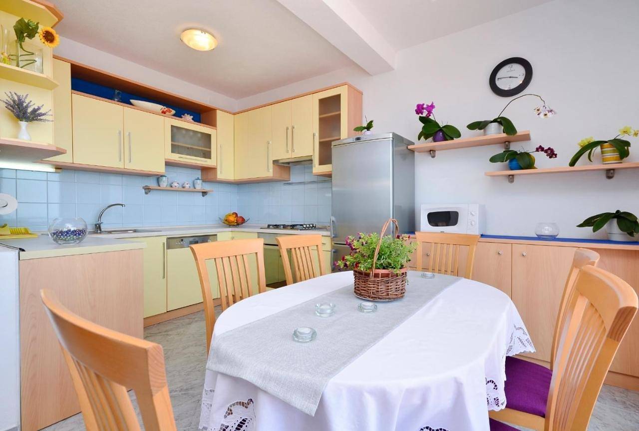 Vila Dunja in Krvavica, Makarska Riviera