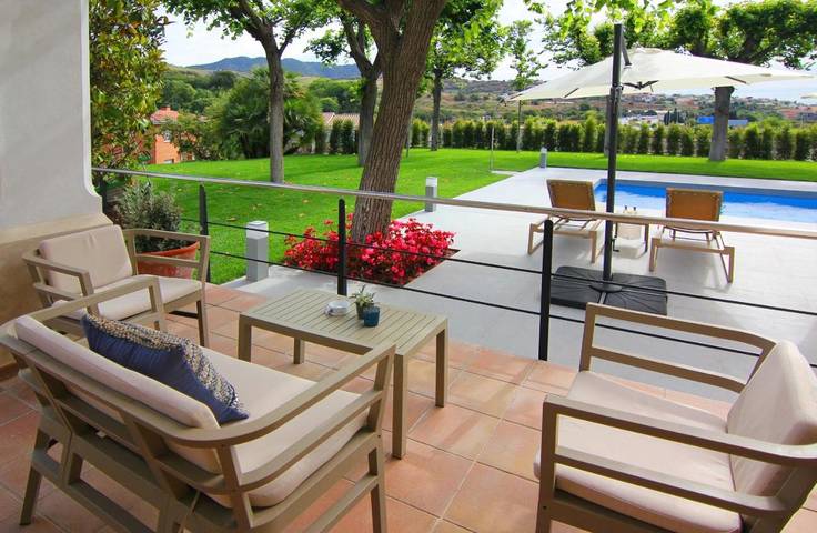 Hôtel pour 10 personnes, avec terrasse et jardin à Alella - 3