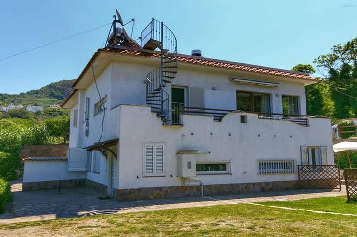 Ferienwohnung für 5 Personen, mit Garten und Pool auf Ischia