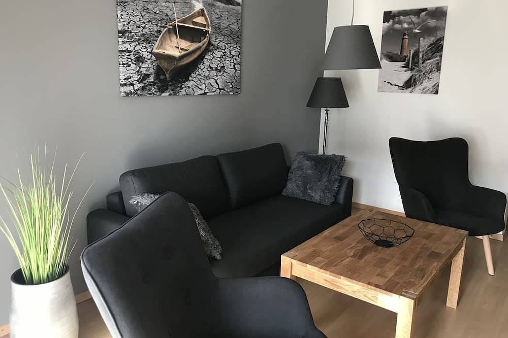 Ganze Wohnung, Apartmenthaus Arkona Vitte nur ca. 200m zum Strand, Wlan, 2-4 Personen in Hiddensee, Ostseeinseln