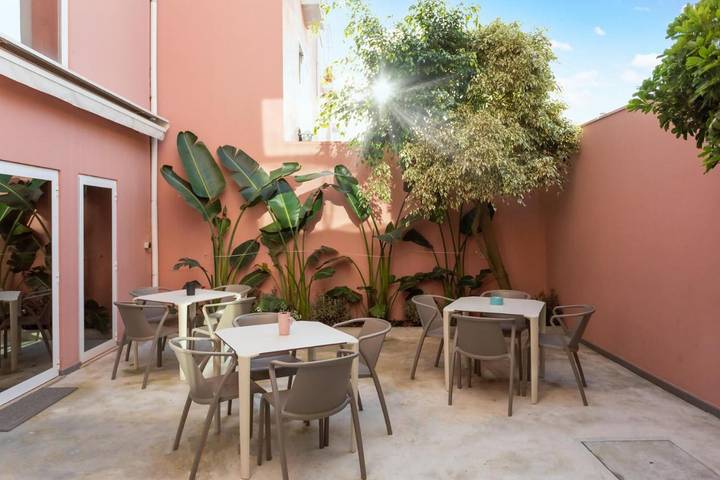 Casa de huéspuedes para 2 personas, con Terraza y Jardín en Aveiro