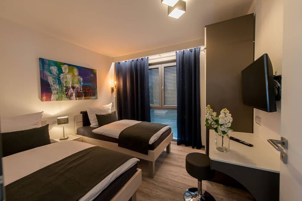Ganze Wohnung, Design-Wohnung für 3-5 Personen mit Süd-Loggia und Gartenblick. Nähe Badesee! in Bensheim, Bergstraße