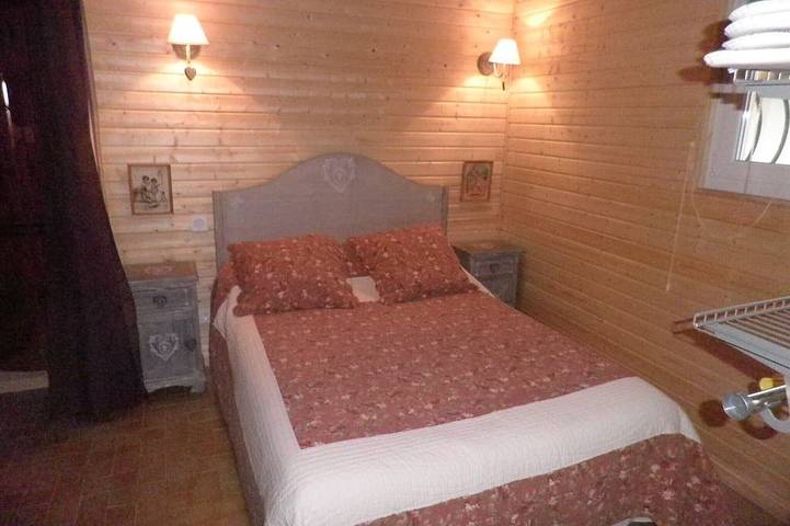 Gîte pour 4 personnes, avec terrasse et jardin à Lus-la-Croix-Haute - 2