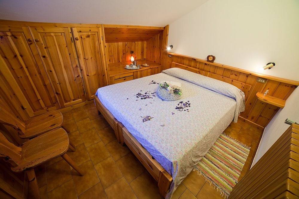 Three-Room Attic Apartment With Two Bathrooms Chalet Bucaneve in Santa Caterina Valfurva, Valfurva