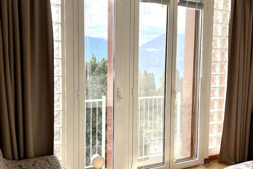 Geheel appartement, Elizaveta apartment with lake view and terrace in Oggebbio, Gemeente Oggebbio