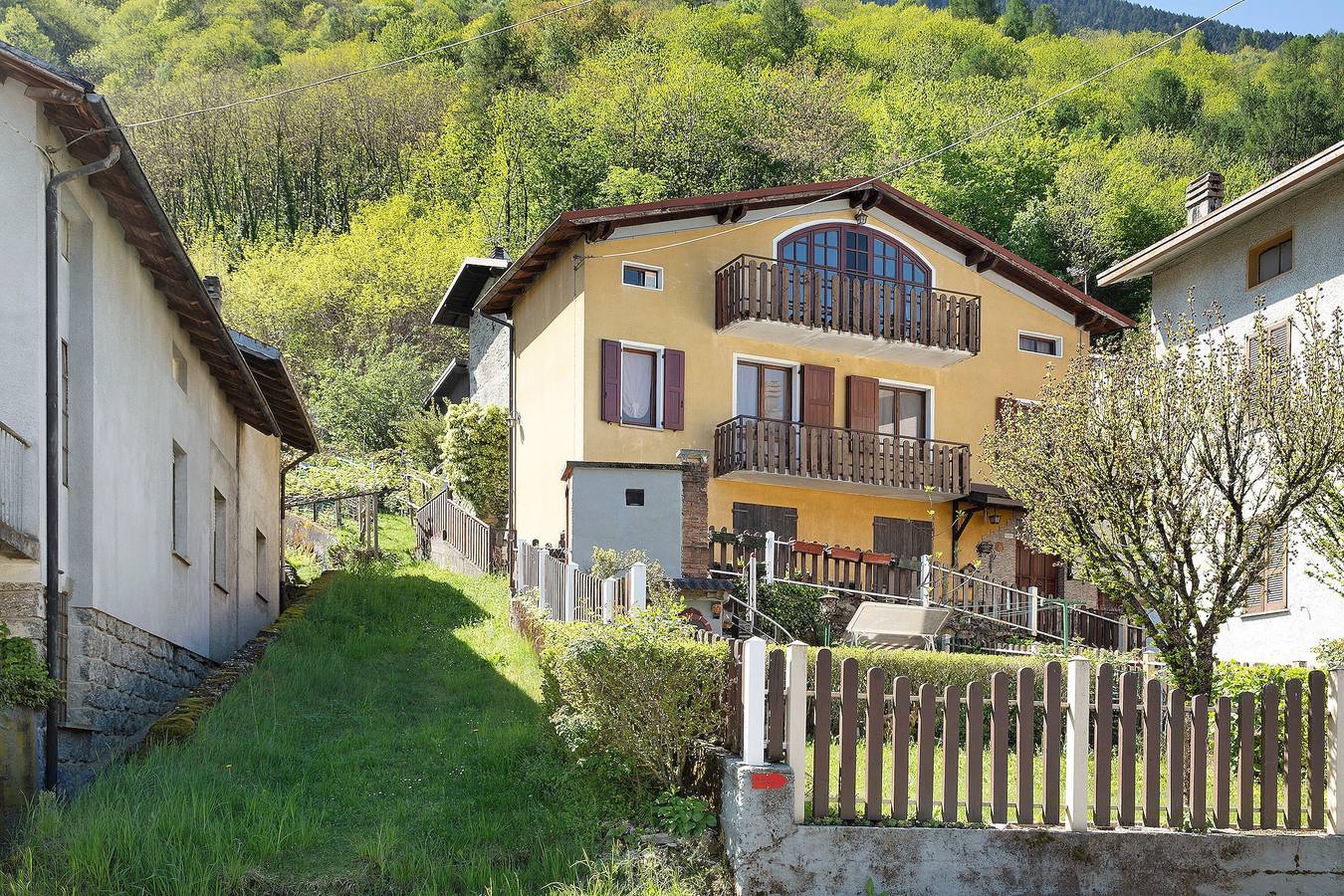 Casa Vacanza per 6 Persone in Poira (Colorina), Colorina