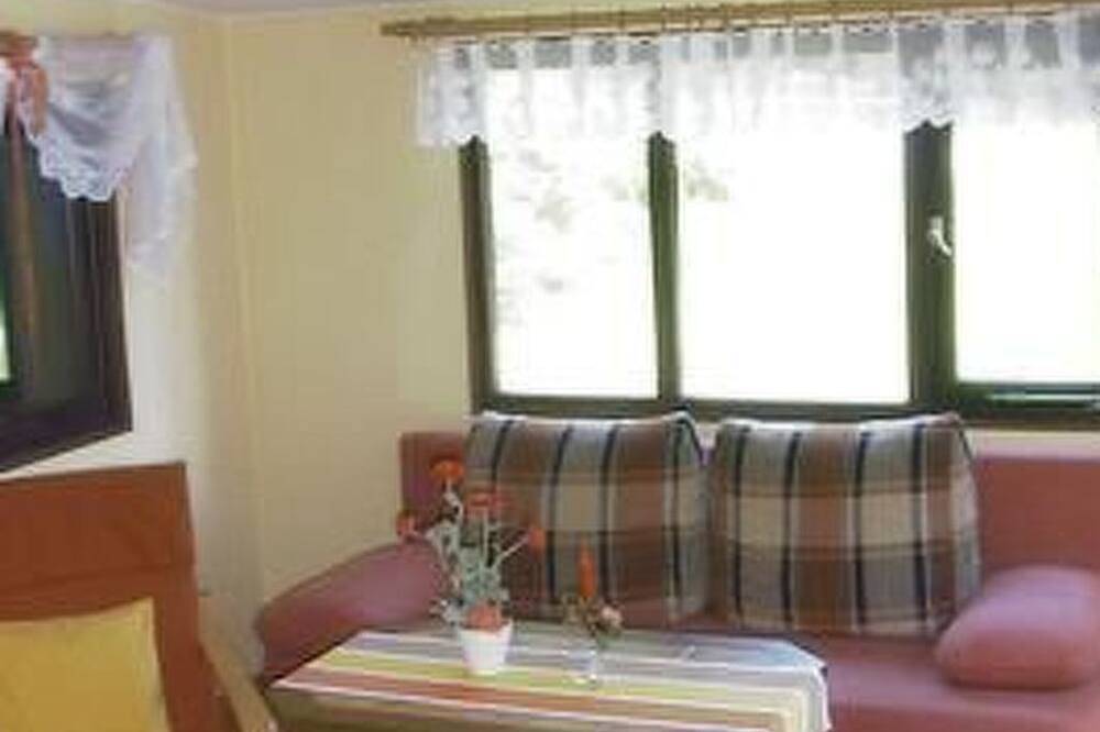 Ferienhäuschen am Strandbad Lychen, Bungalow in Lychensee, Lychen