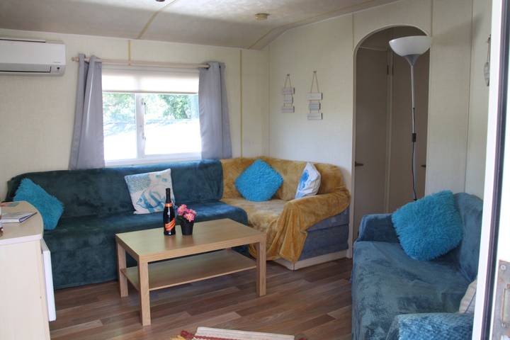 Ferienhaus für 6 Personen, mit Terrasse und Pool sowie Garten in Gassin - 3