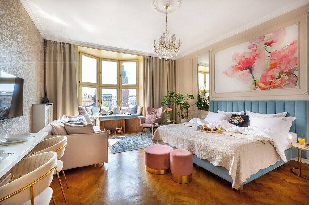 Appartement entier, Feniks Indigo studio with a Main Square view in Cracovie, Petite-Pologne