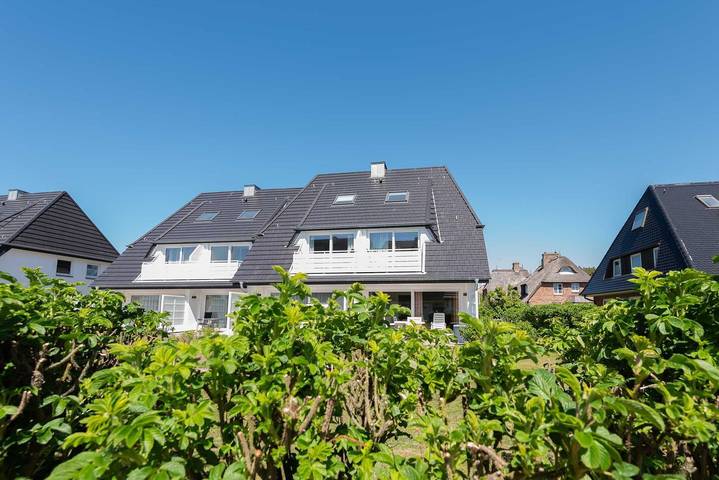 Ganze Wohnung, Helle, strandnahe 3-Zimmer Ferienwohnung mit ca. 65 m², für bis zu 4 Personen in Nordfriesische Inseln (Schleswig-Holstein) (Schleswig-Holstein), Wenningstedt