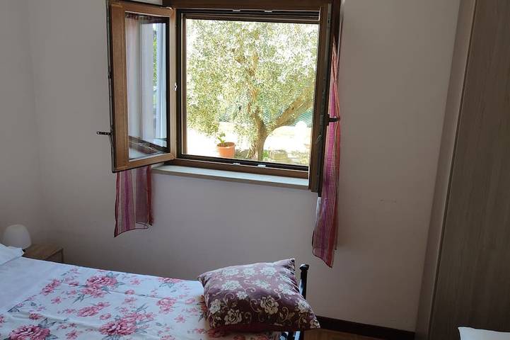 Rooms with private bathrooms, 5 minutes from downtown Foligno in Foligno, Province de Pérouse