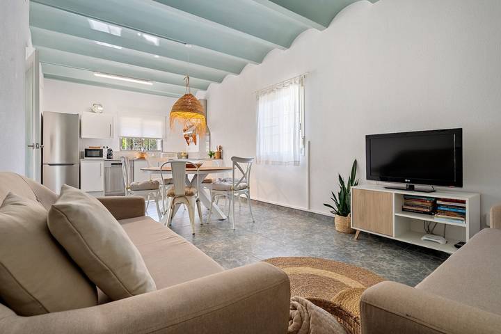 Holiday rental for 8 people, with Garden in Santa Bàrbara (Spain)
