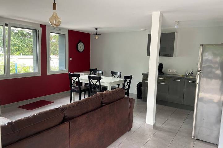 Location de vacances pour 4 personnes, avec piscine à Donville-les-Bains