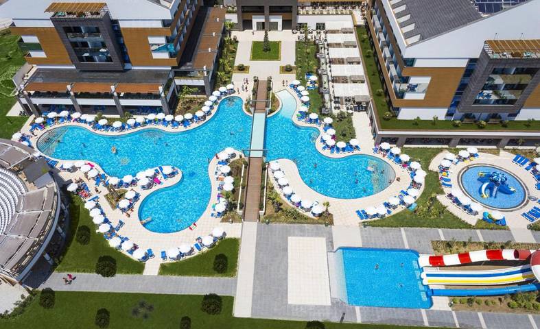 Hotel für 3 Personen, mit Garten und Pool sowie Sauna - 1