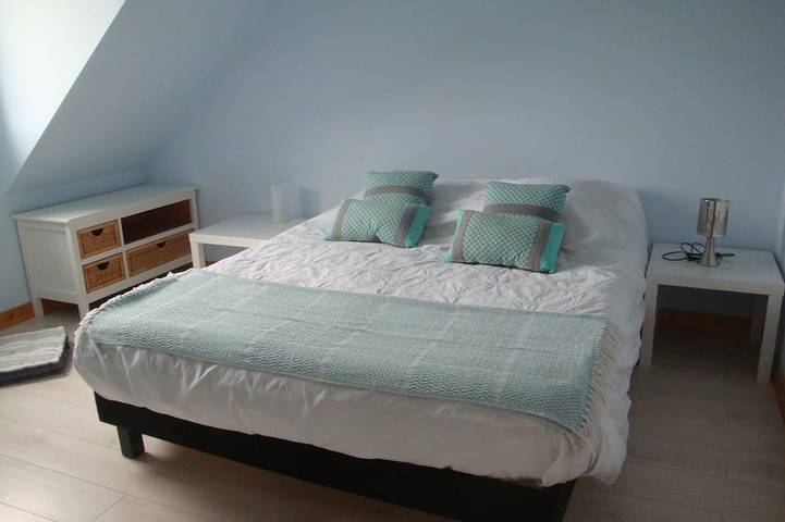 Location de vacances pour 8 personnes, avec terrasse et jardin à Landaul - 4