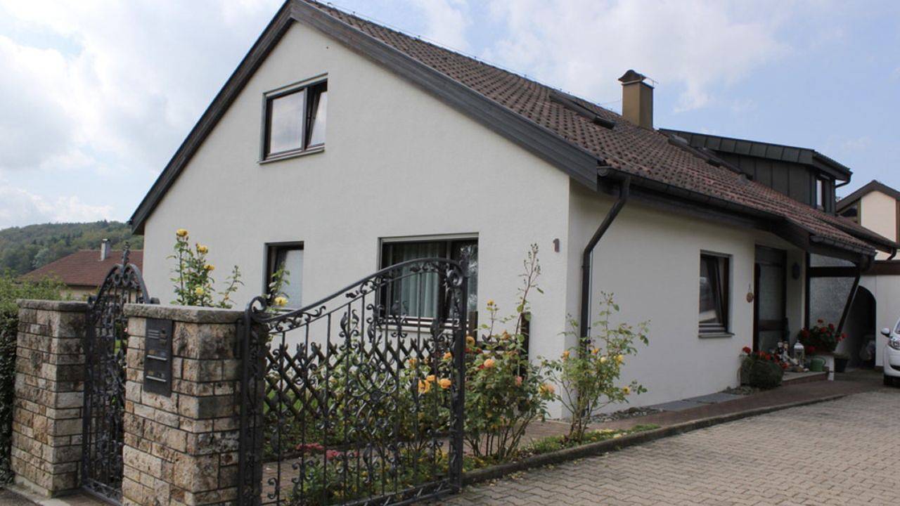 Geheel vakantieappartement, Vakantieappartement voor 2 personen met tuin in St. Johann (Württemberg), Neckar-Alb