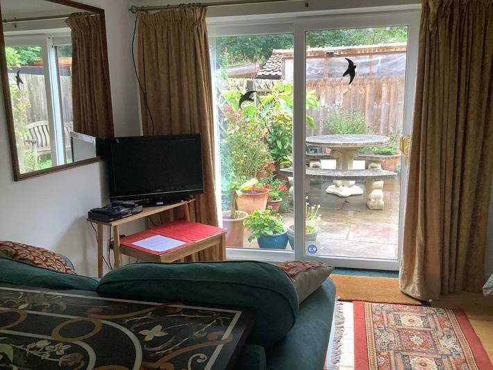B&b for 2 people, with view and terrace in South-Wales