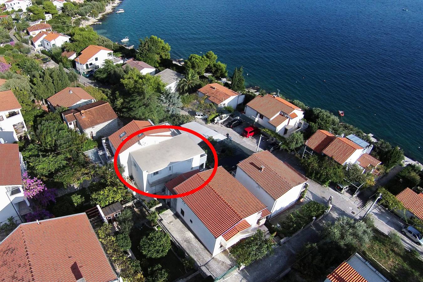 Ganze Wohnung, 1-Zimmer-Ferienwohnung mit Terrasse Seget Vranjica, Trogir A-10328-b in Seget Vranjica, Split-Dalmatien