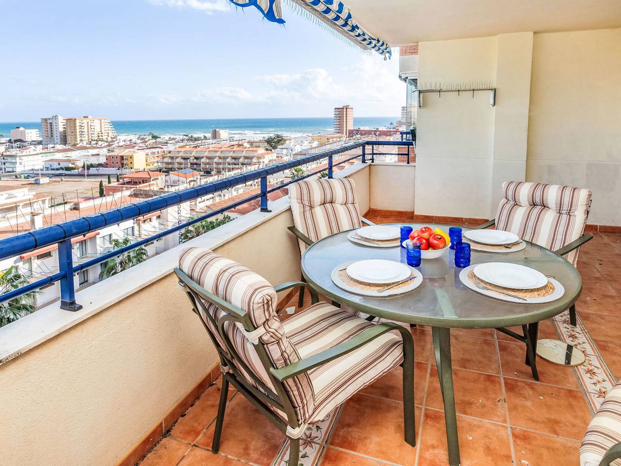 Entire apartment, Bonaire Iii in Playa Morro de Gos, Oropesa del Mar