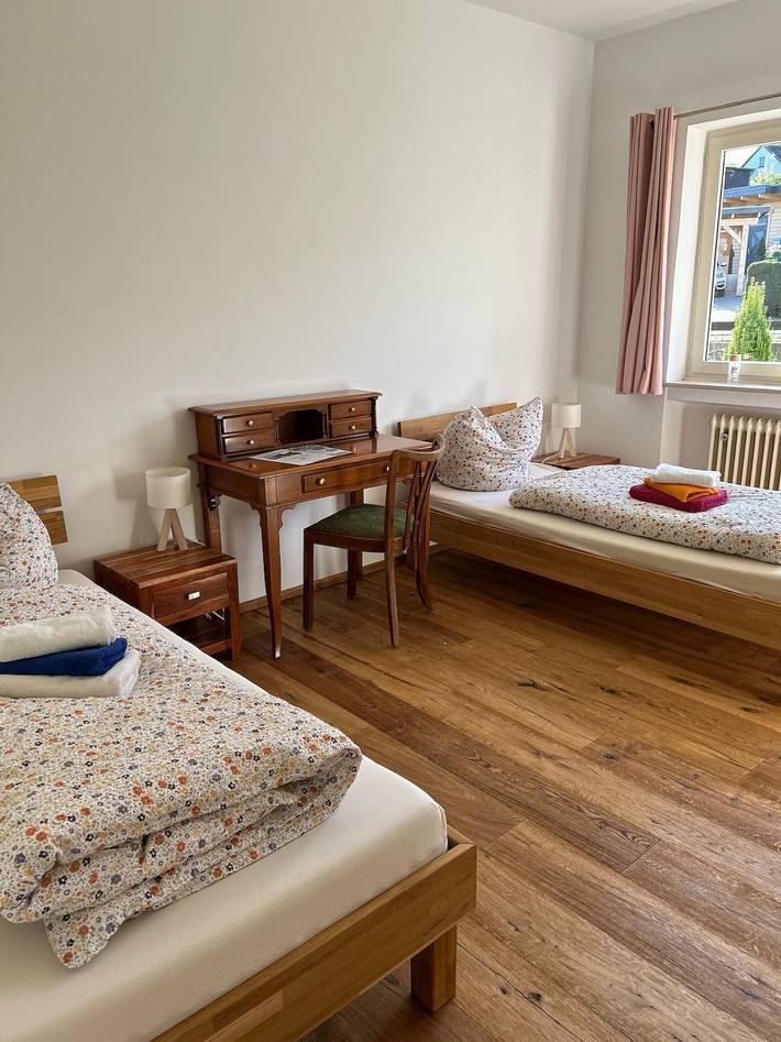 Ganze Ferienwohnung, 2-Bett-Zimmer Ahorn in Flammersfeld, Flammersfeld und Umgebung